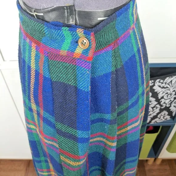 1970's Diane Von Fürstenberg Wool Skirt