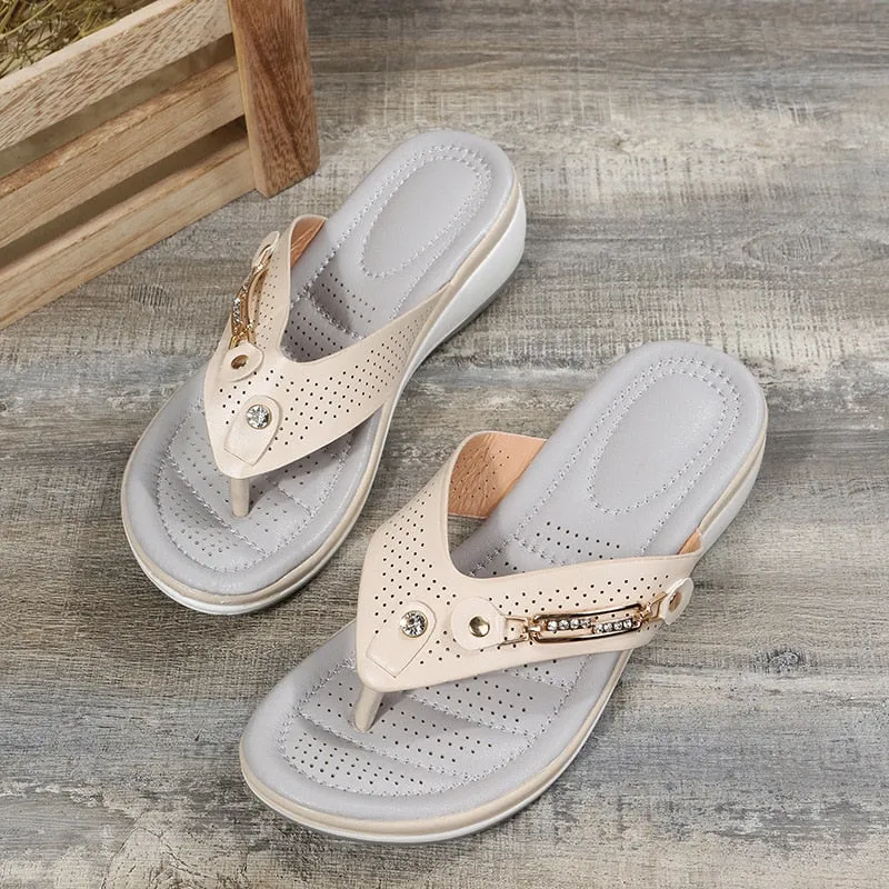 2022 NEW Flip-flops Women Wear Non-slip Thick-soled Wedges Women Sandals Slippers In Summer Women Wear Beach Shoes