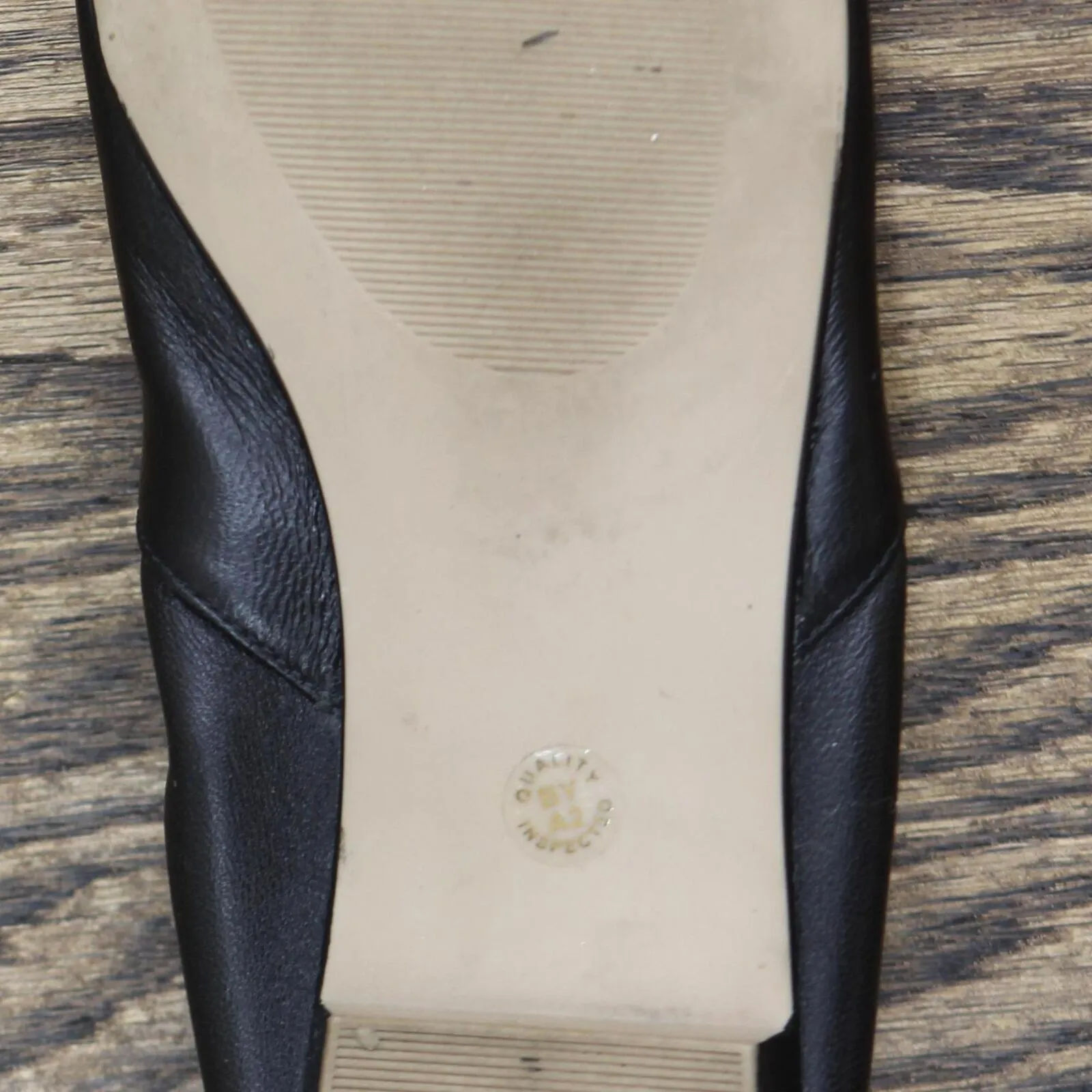 A New Approach Womens Vintage Rhinestone Open Toe Leather Flats Black 6.5M