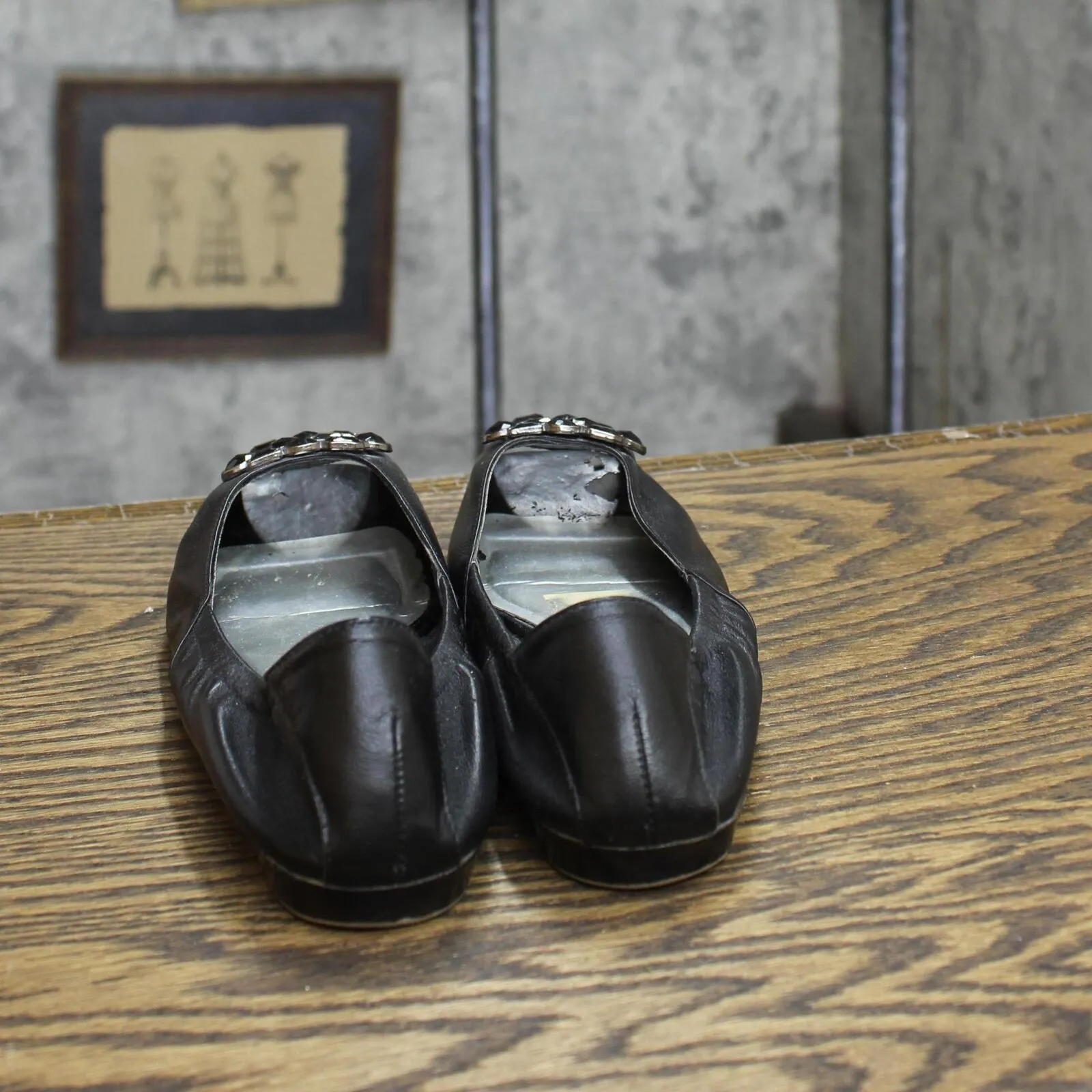 A New Approach Womens Vintage Rhinestone Open Toe Leather Flats Black 6.5M