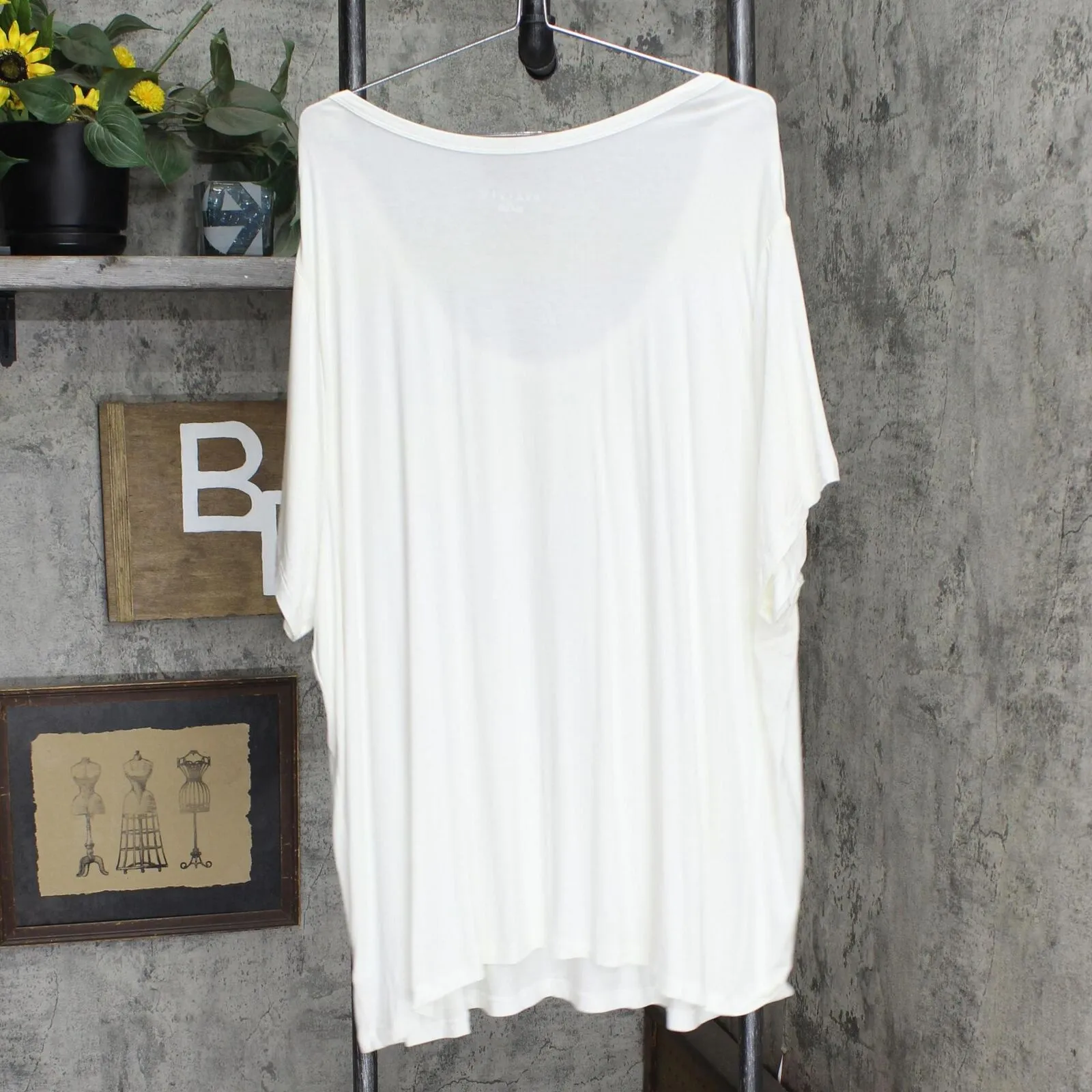 Ava & Viv Plus Size Perfect Tee Fresh White 4X 00529975