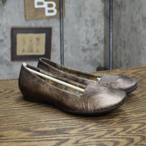 Born Womens Vintage Magnolia Metallic Flats 1673faf06b1a1f Bronze Brown 6M