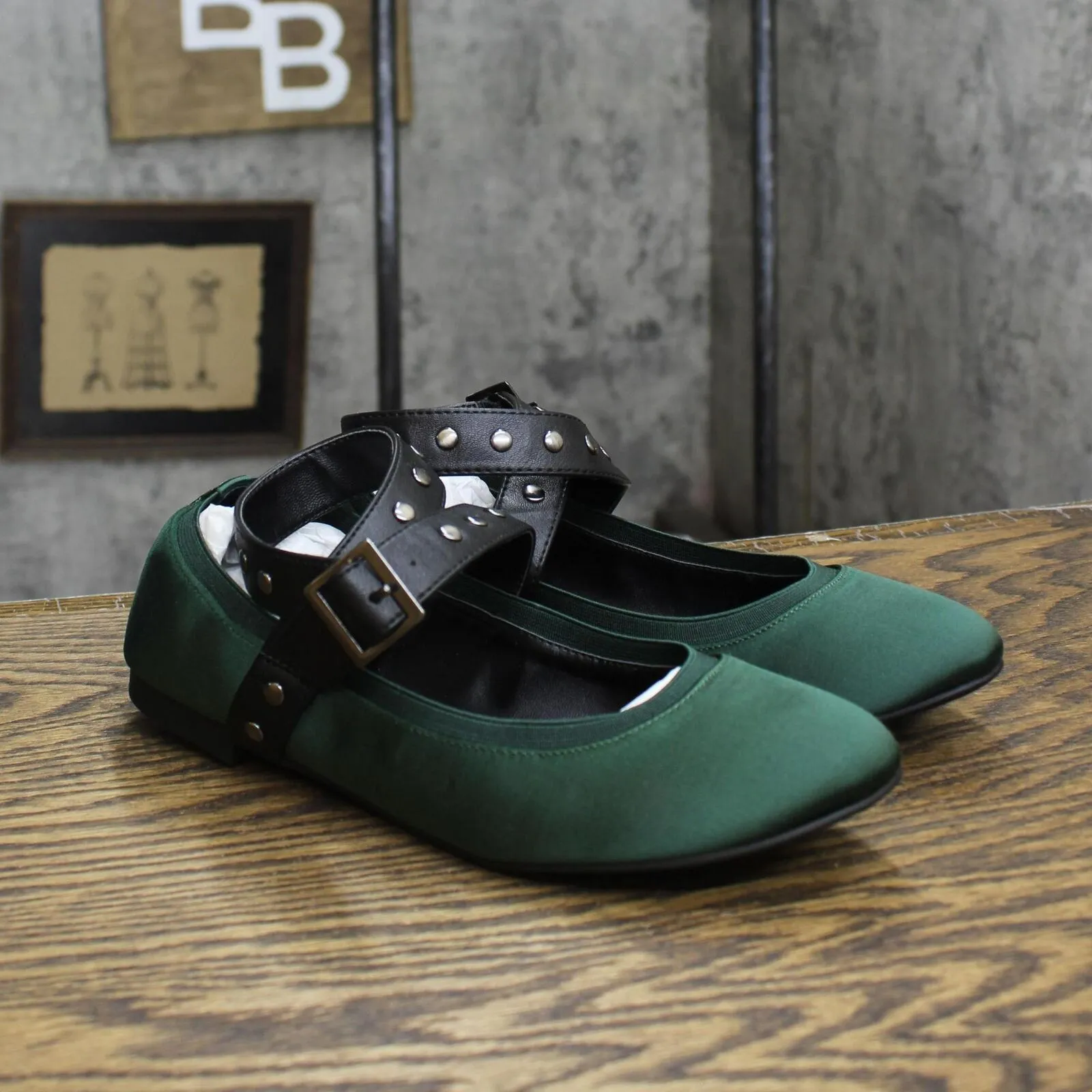 Charles by Charles David Womens Vintage Wrap Satin Flats 1673d6a333ad98 Green 7M