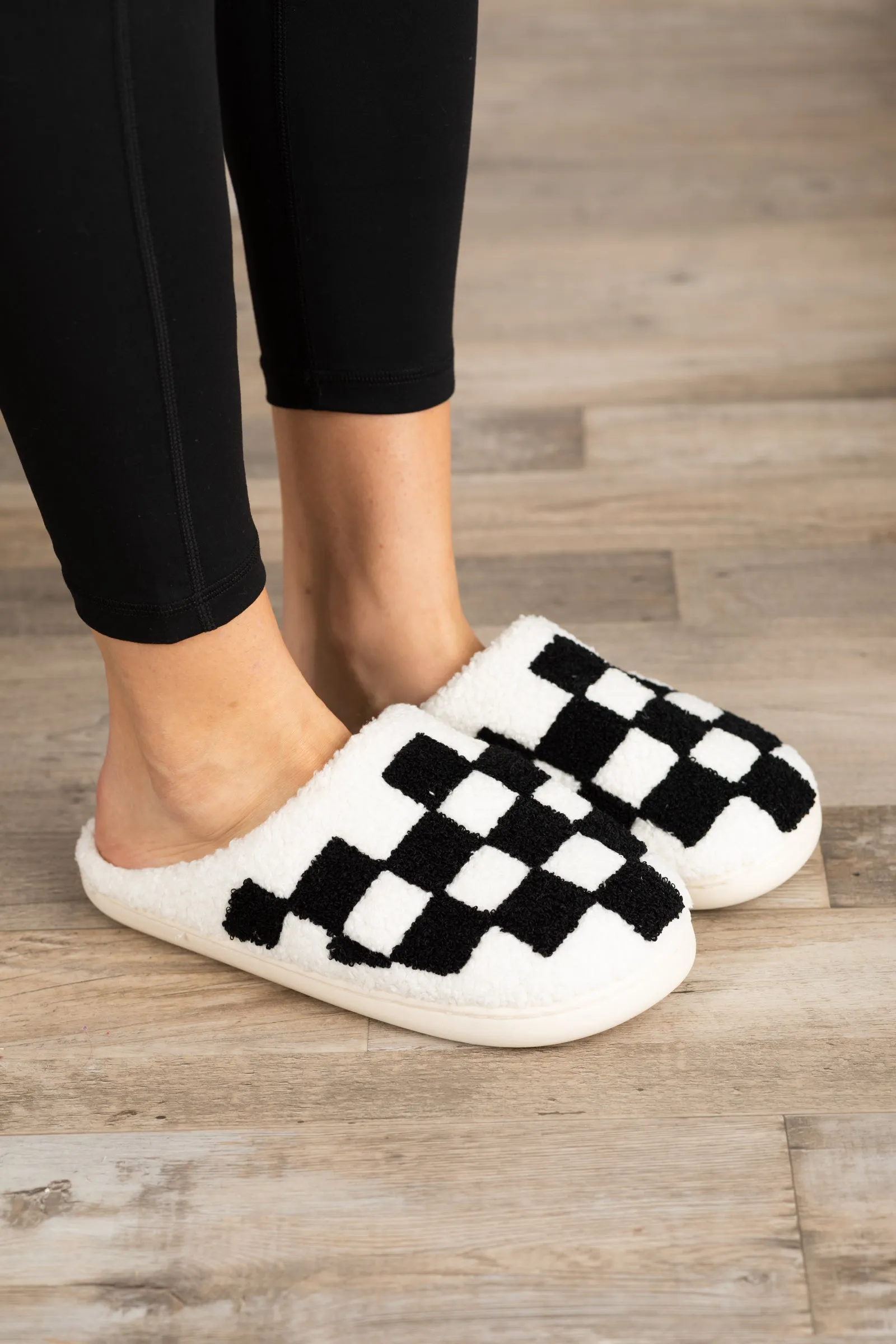 Checkerboard Soft Fuzzy Slippers