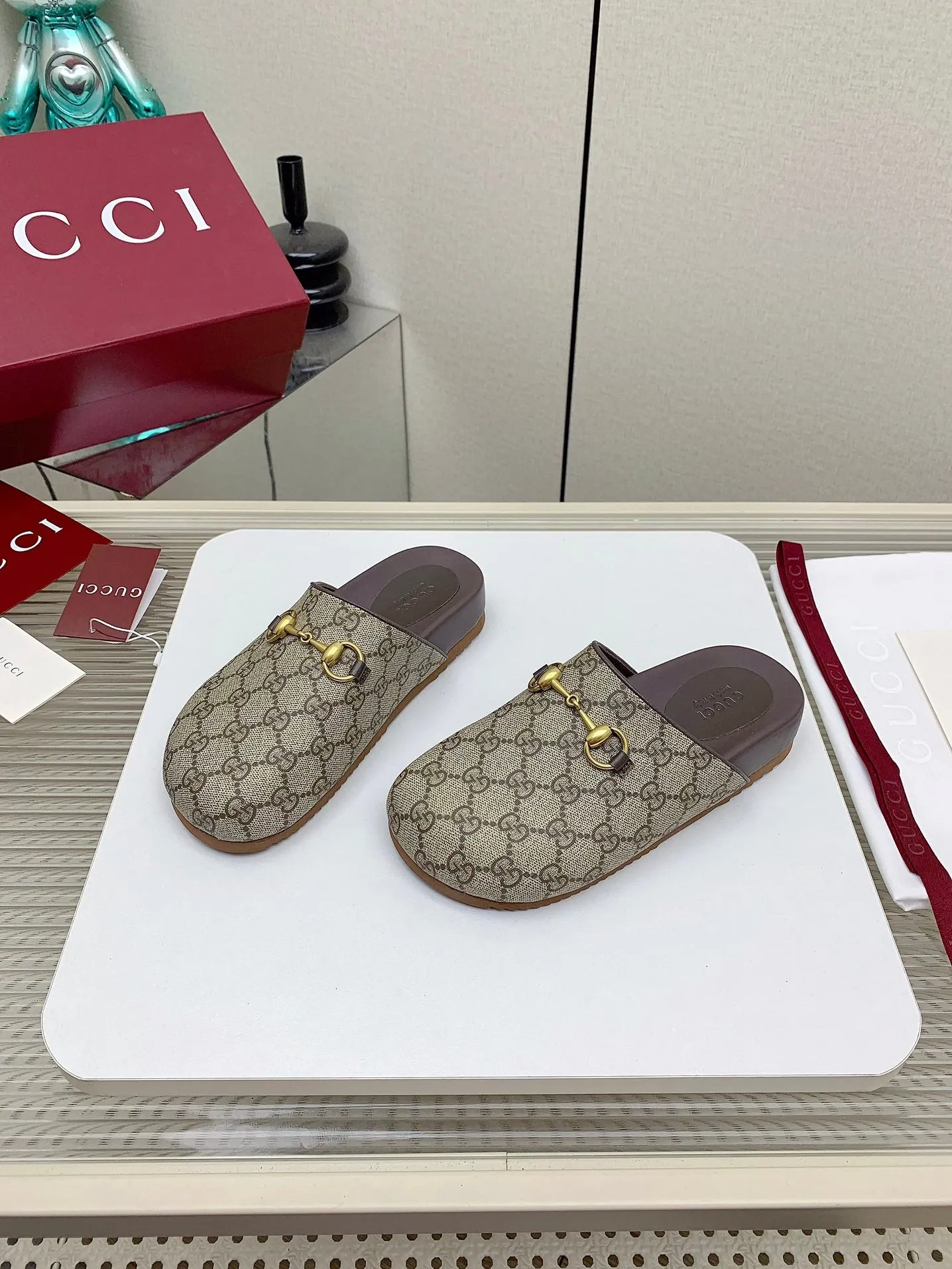 Classic Flower Flat Slippers