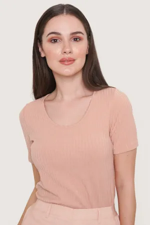 Closet Staples Scoop Neck Tee