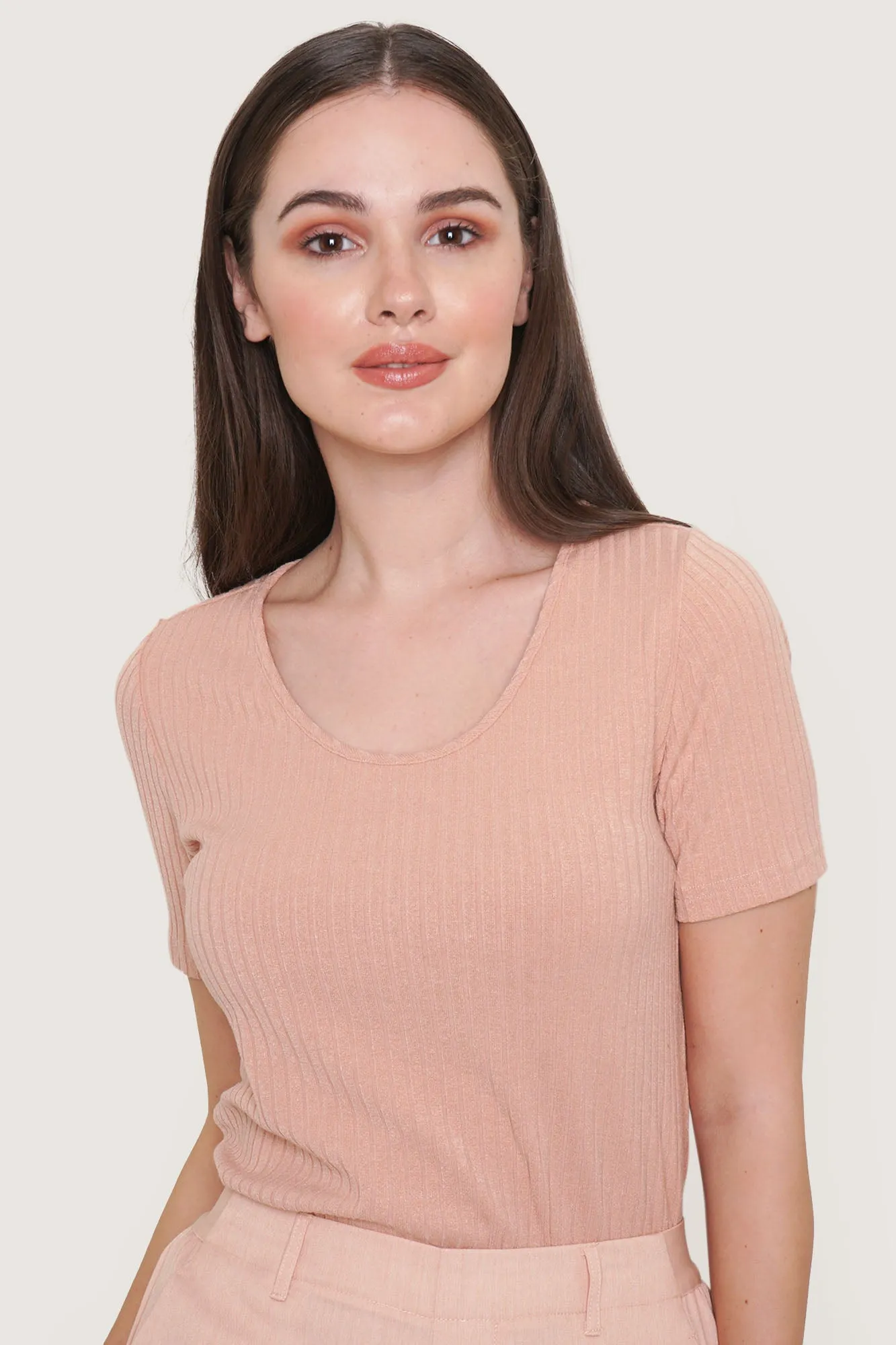Closet Staples Scoop Neck Tee