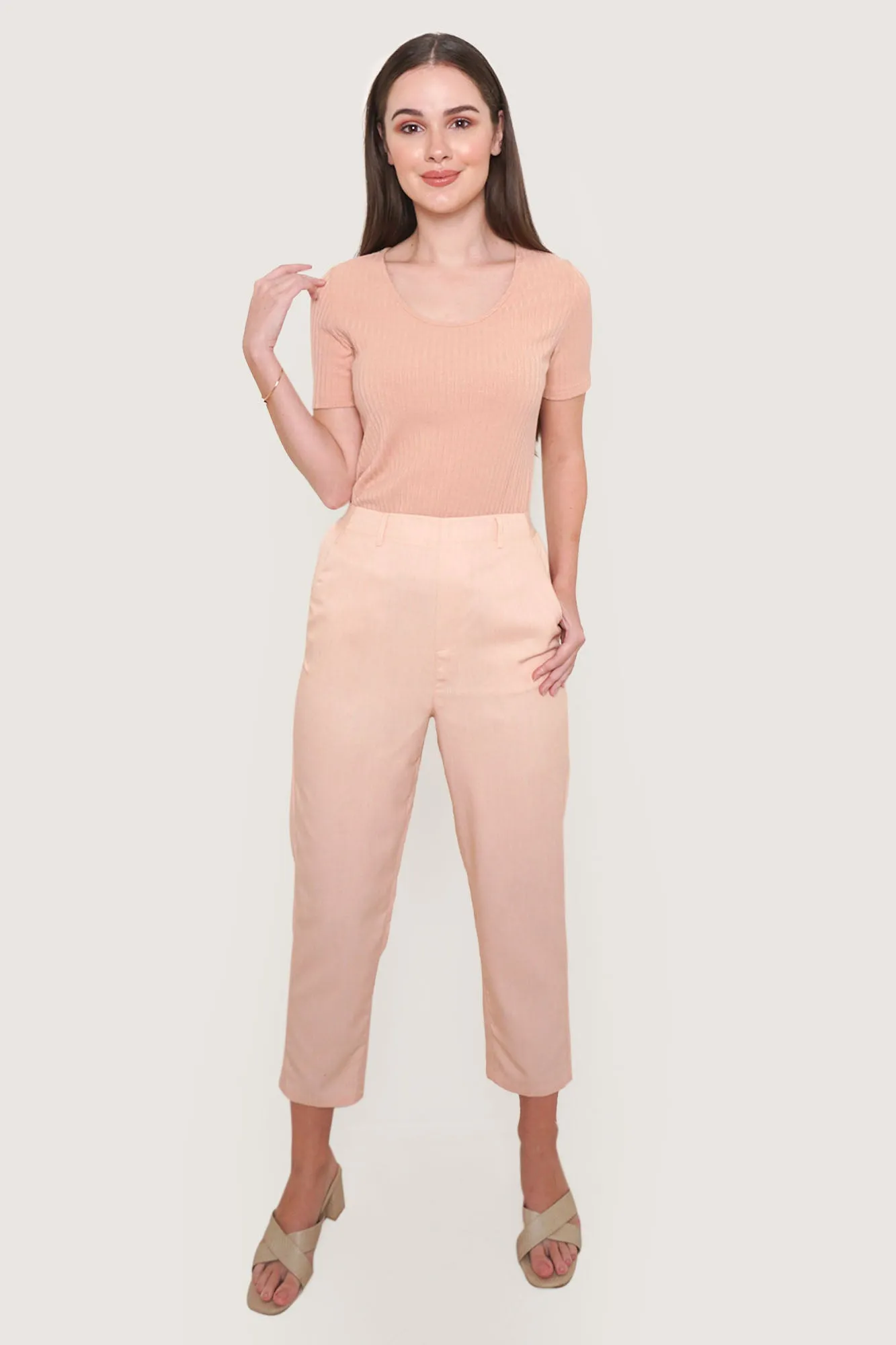 Closet Staples Scoop Neck Tee