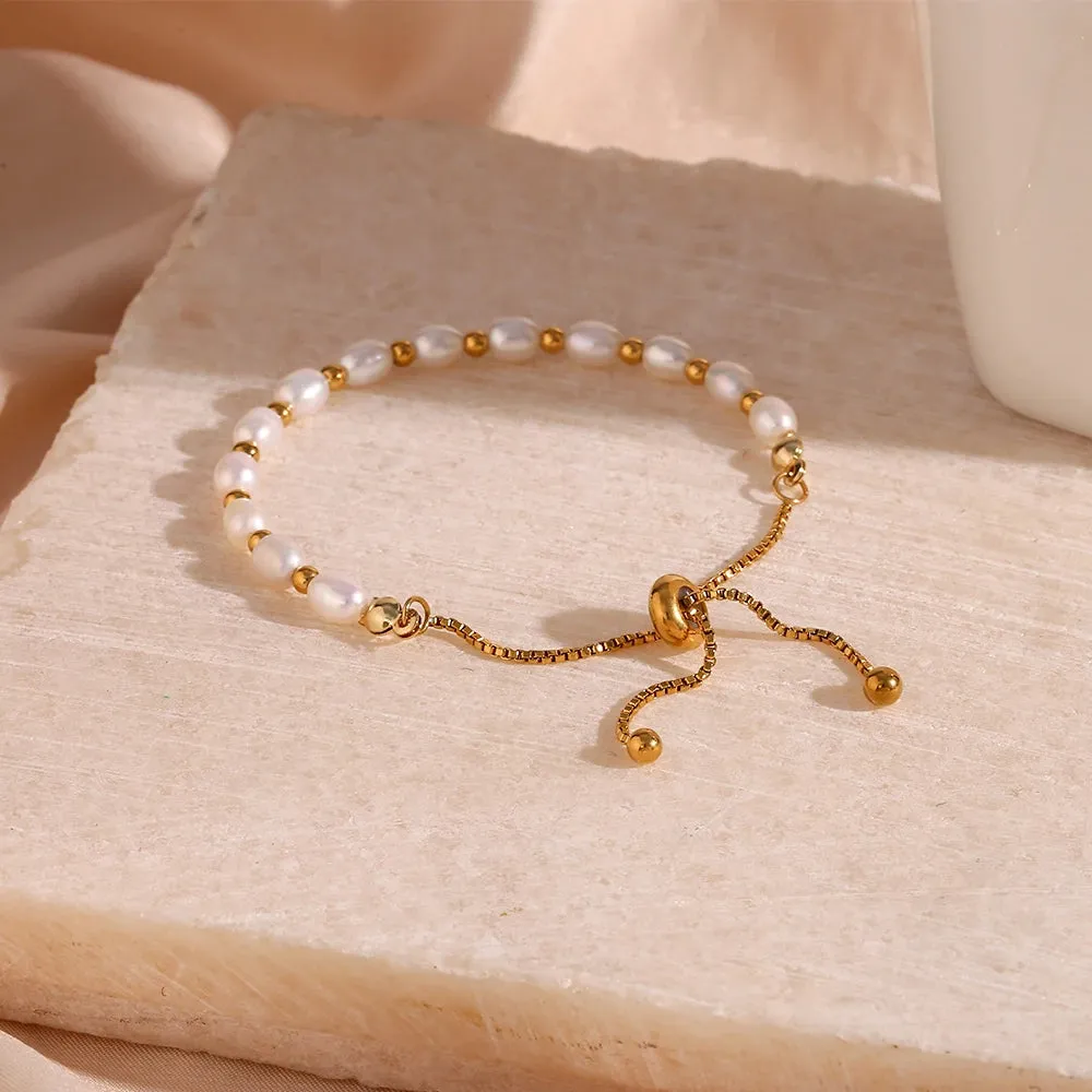 Dainty 18k Gold & Freshwater Pearl Bracelet