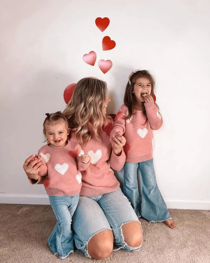 Danielle Hearts Sweater - Dusty Rose and White