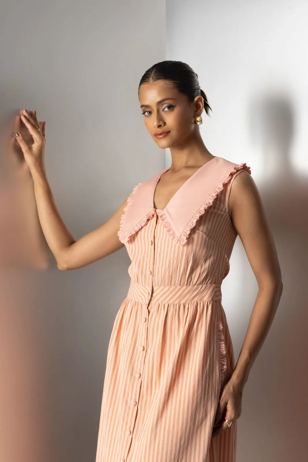 Fruity Fridays – Striped maxi dress in peach