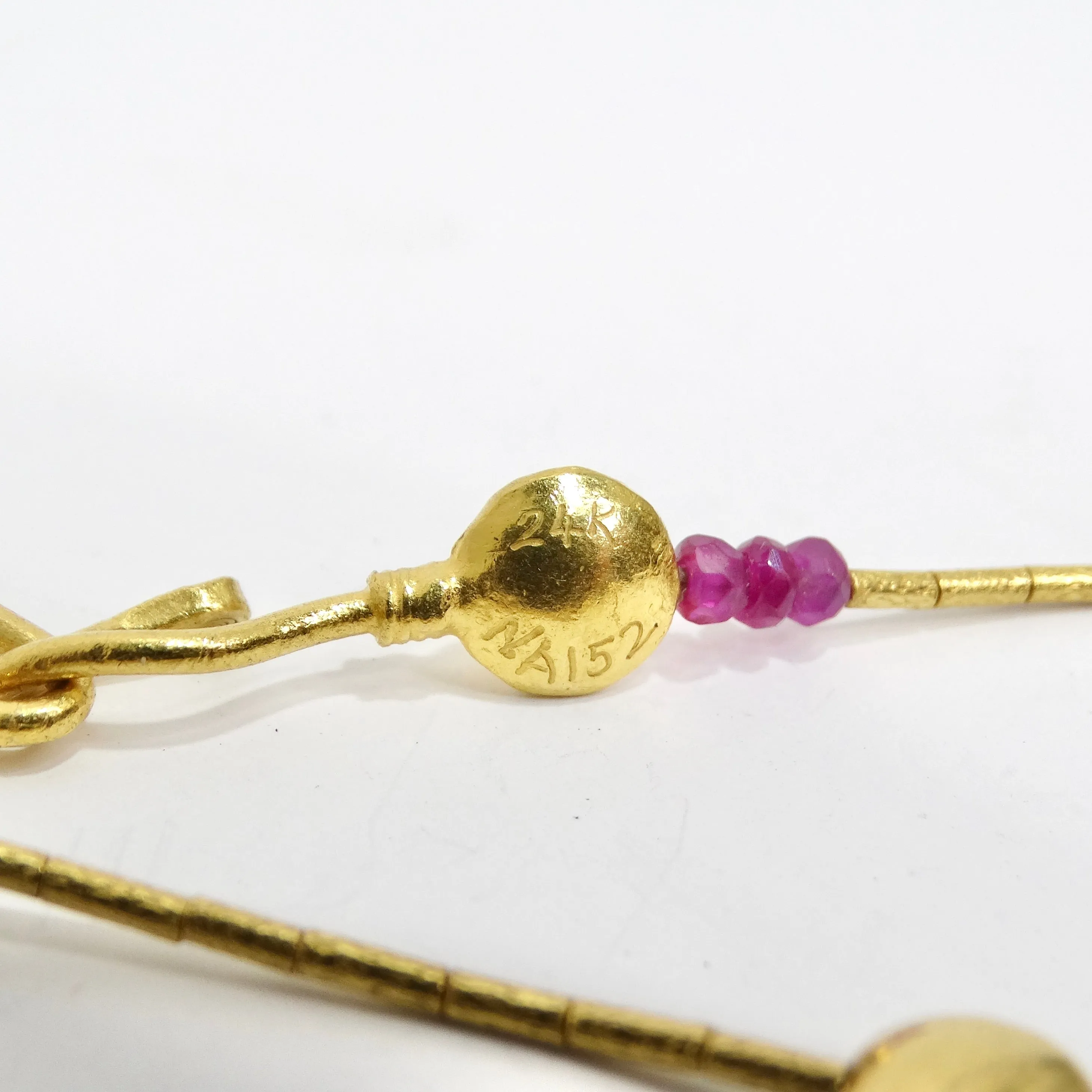 Gurhan 22k Gold Ruby Lentil Necklace