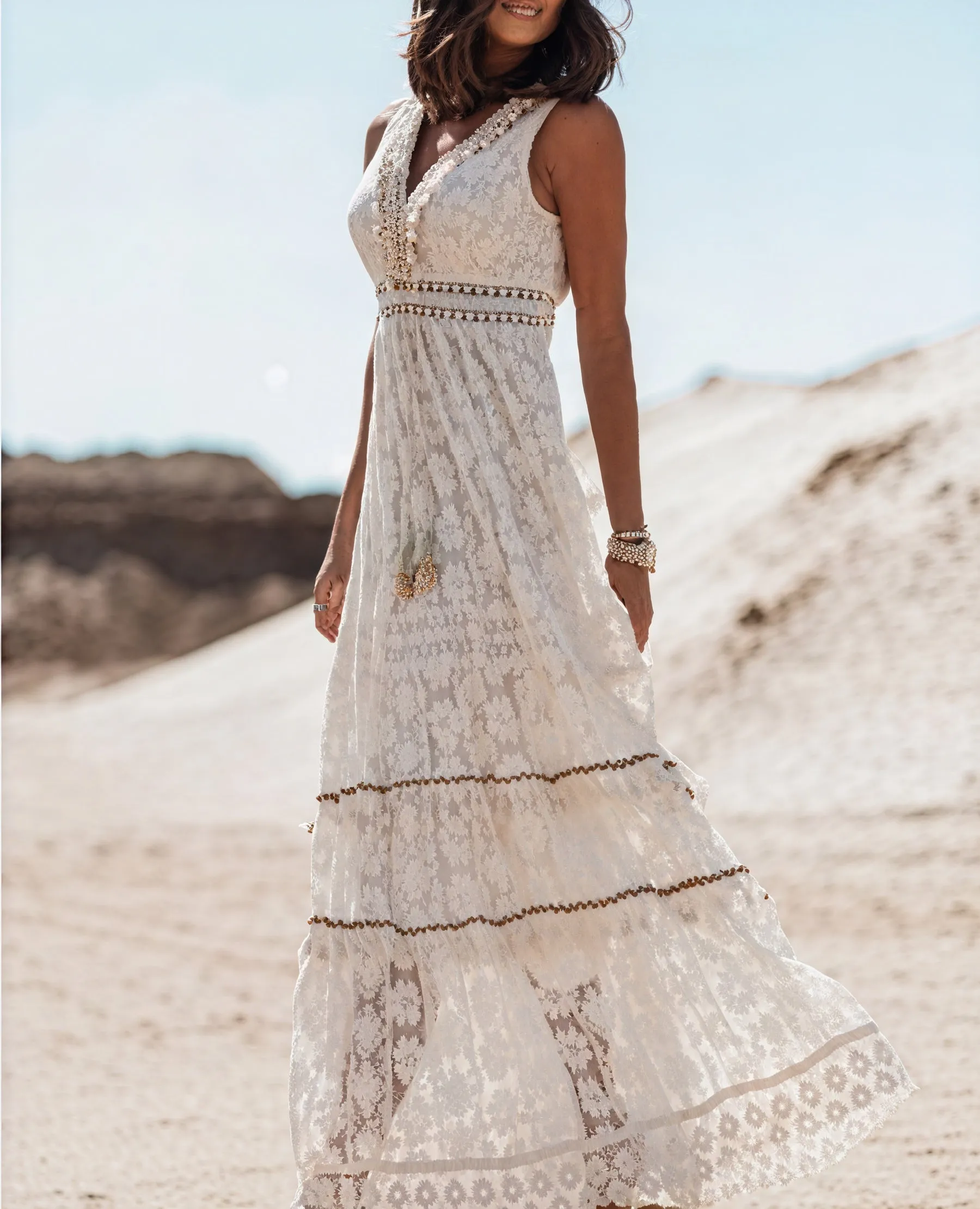 Lace Trim Midi Dress with Flowing Skirt