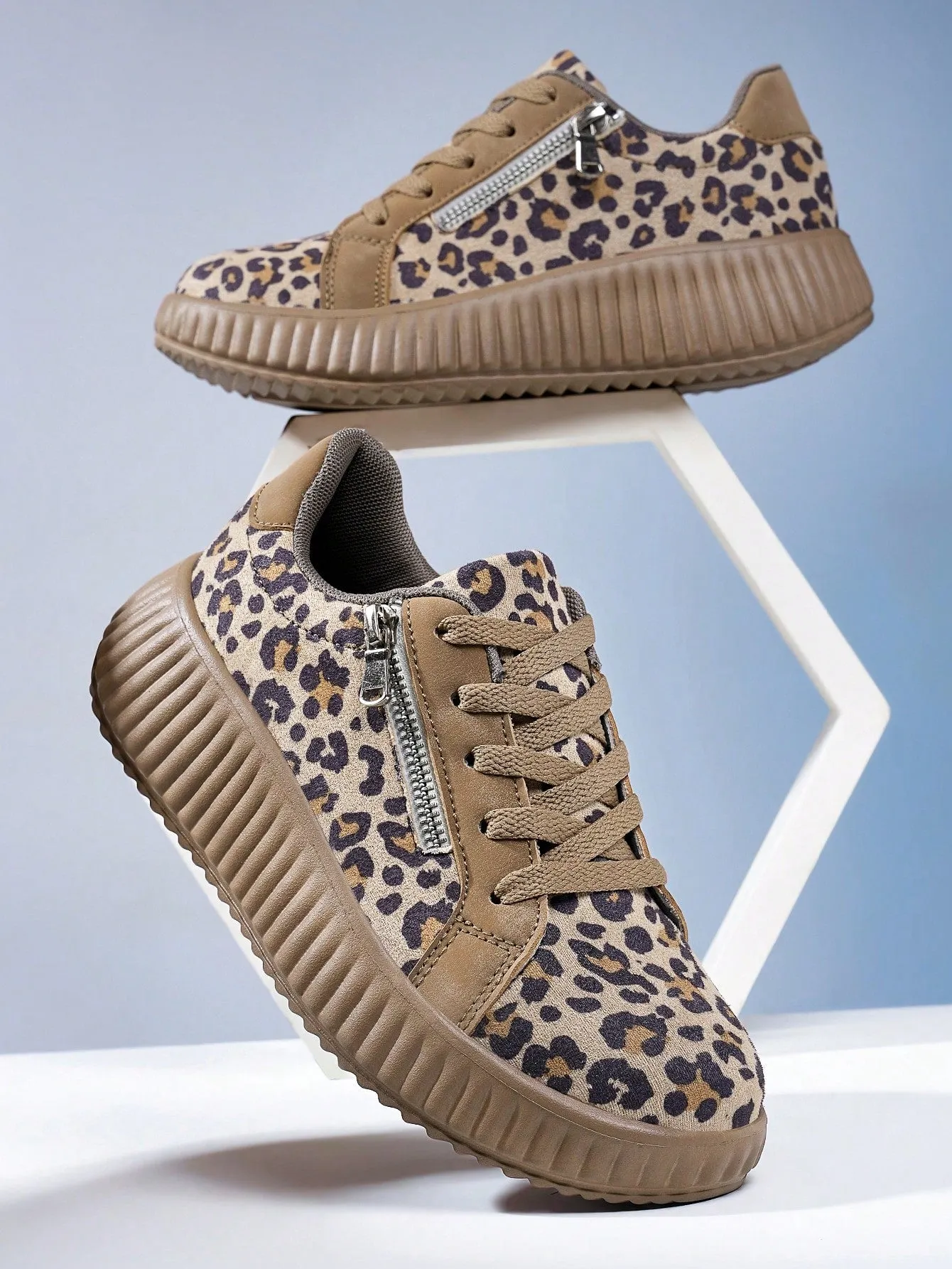 Loretta – Women’s Leopard Casual Shoes