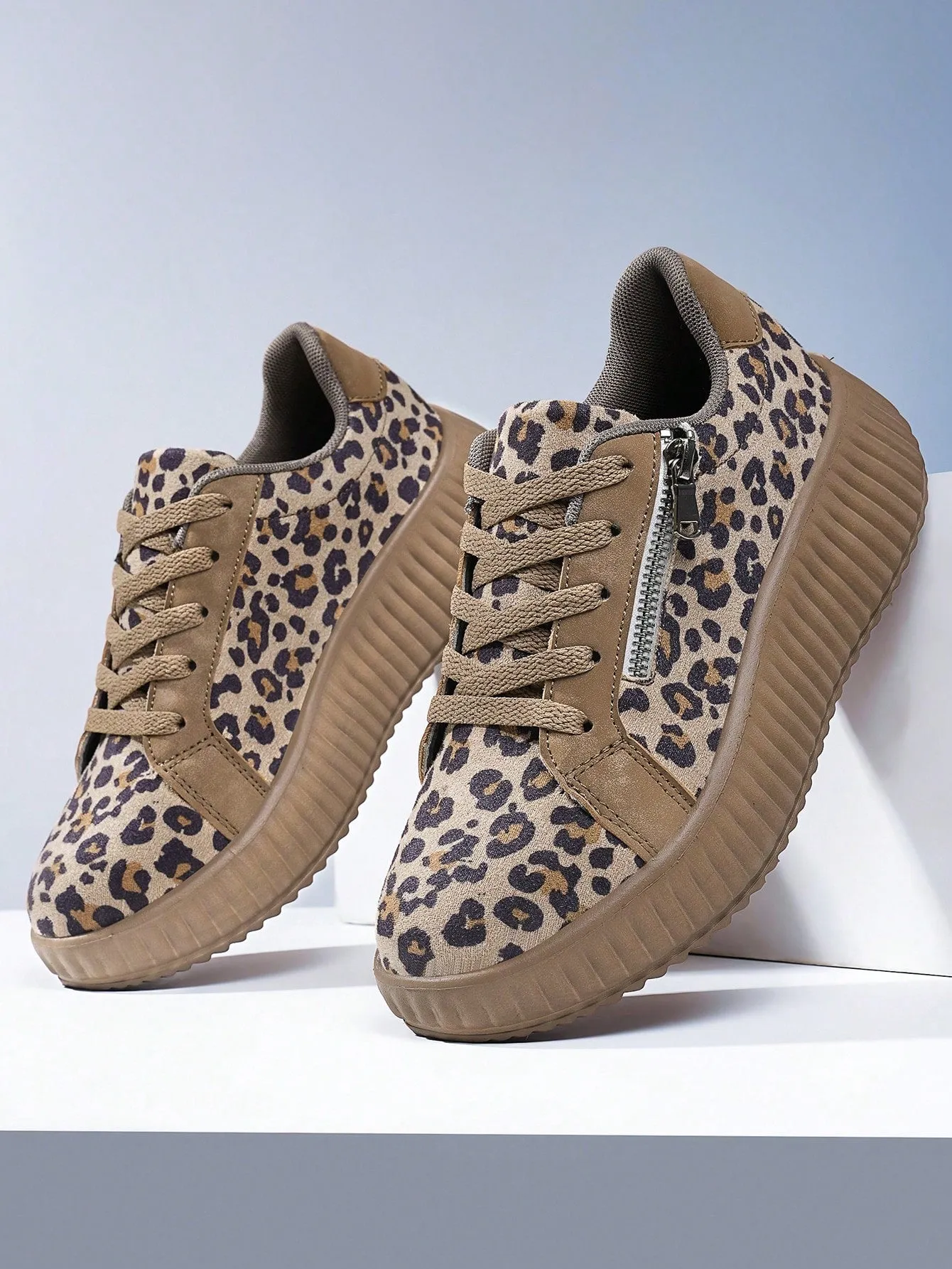 Loretta – Women’s Leopard Casual Shoes