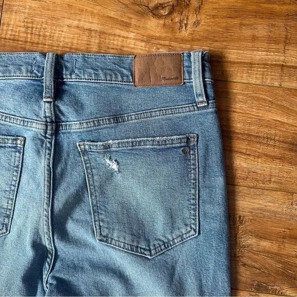 Madewell size 29 The Perfect Vintage Denman Wash Distressed Jeans NC328