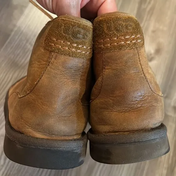 MENS UGG BOSLEY CHESTNUT SHEARLING LINED WATERPROOF WINTER BOOT EUC SIZE 10
