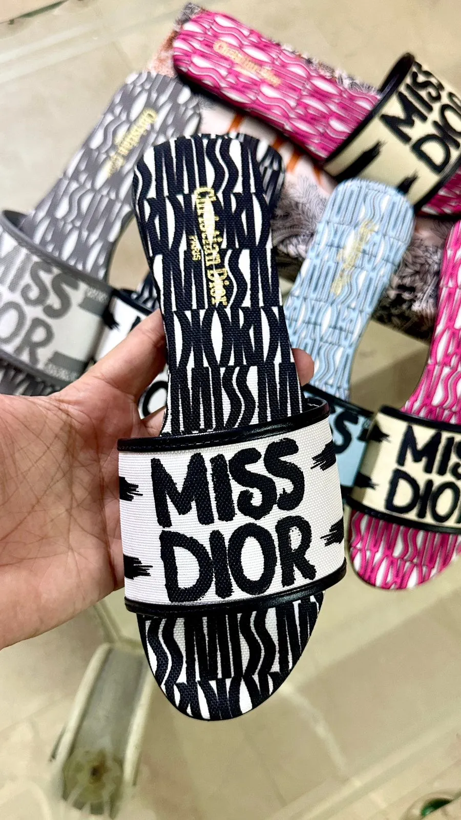 Ms Dior white