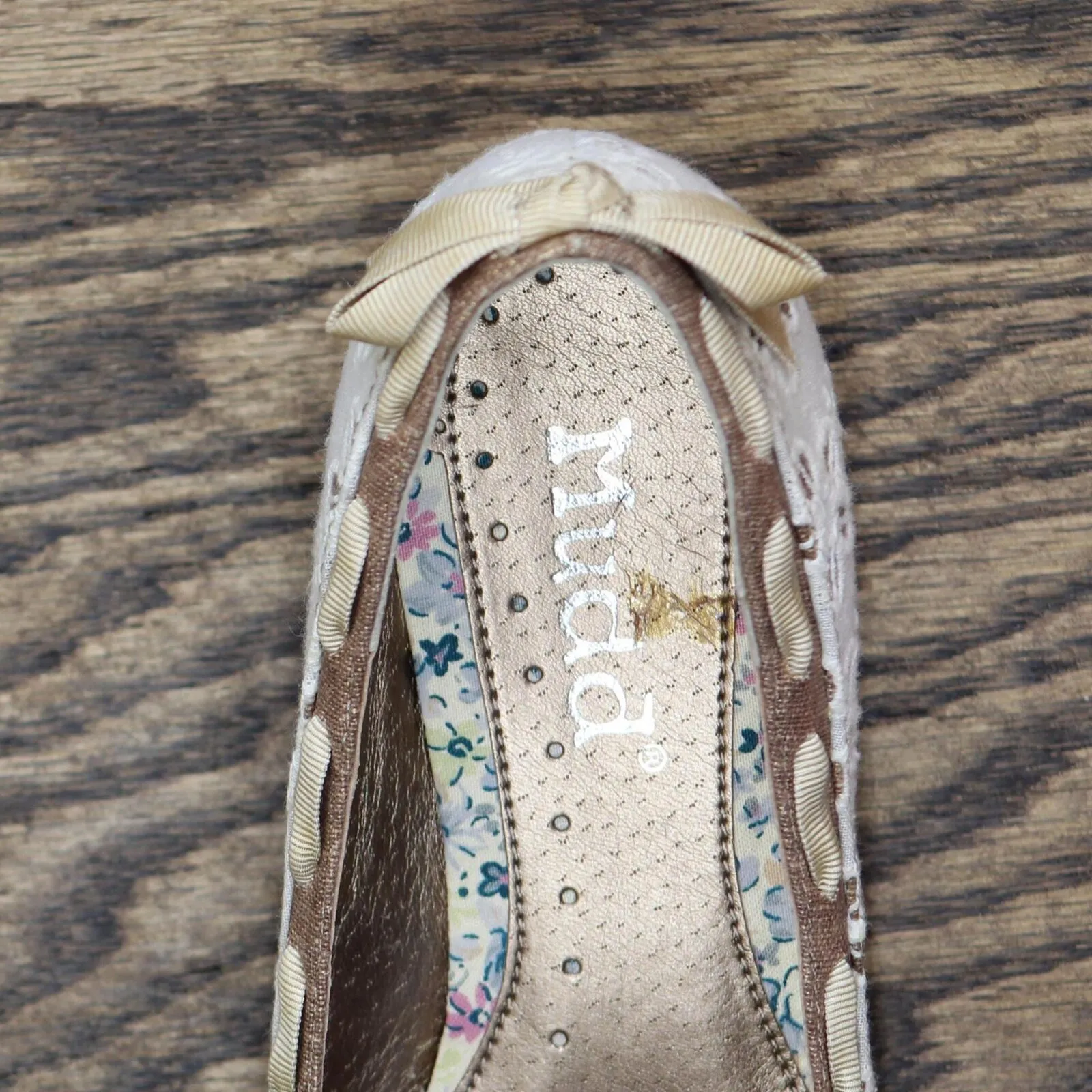 Mudd Womens Vintage Lace Wedge Flats 1673d5de739b17 White / Pink 6M