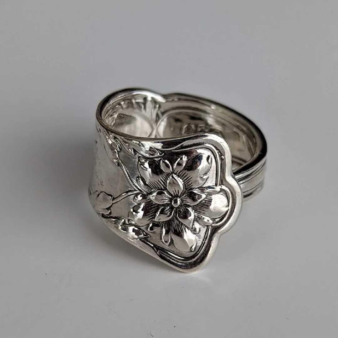 "Daisy" Spoon Ring