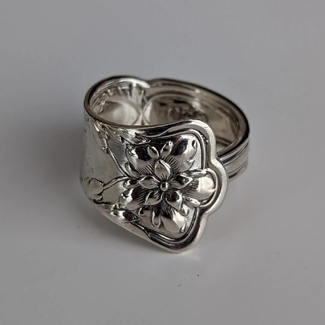 "Daisy" Spoon Ring