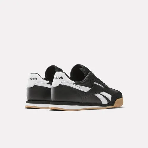 Retro Reebok Campio XT Soccer Shoes - 90s Style