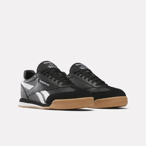 Retro Reebok Campio XT Soccer Shoes - 90s Style