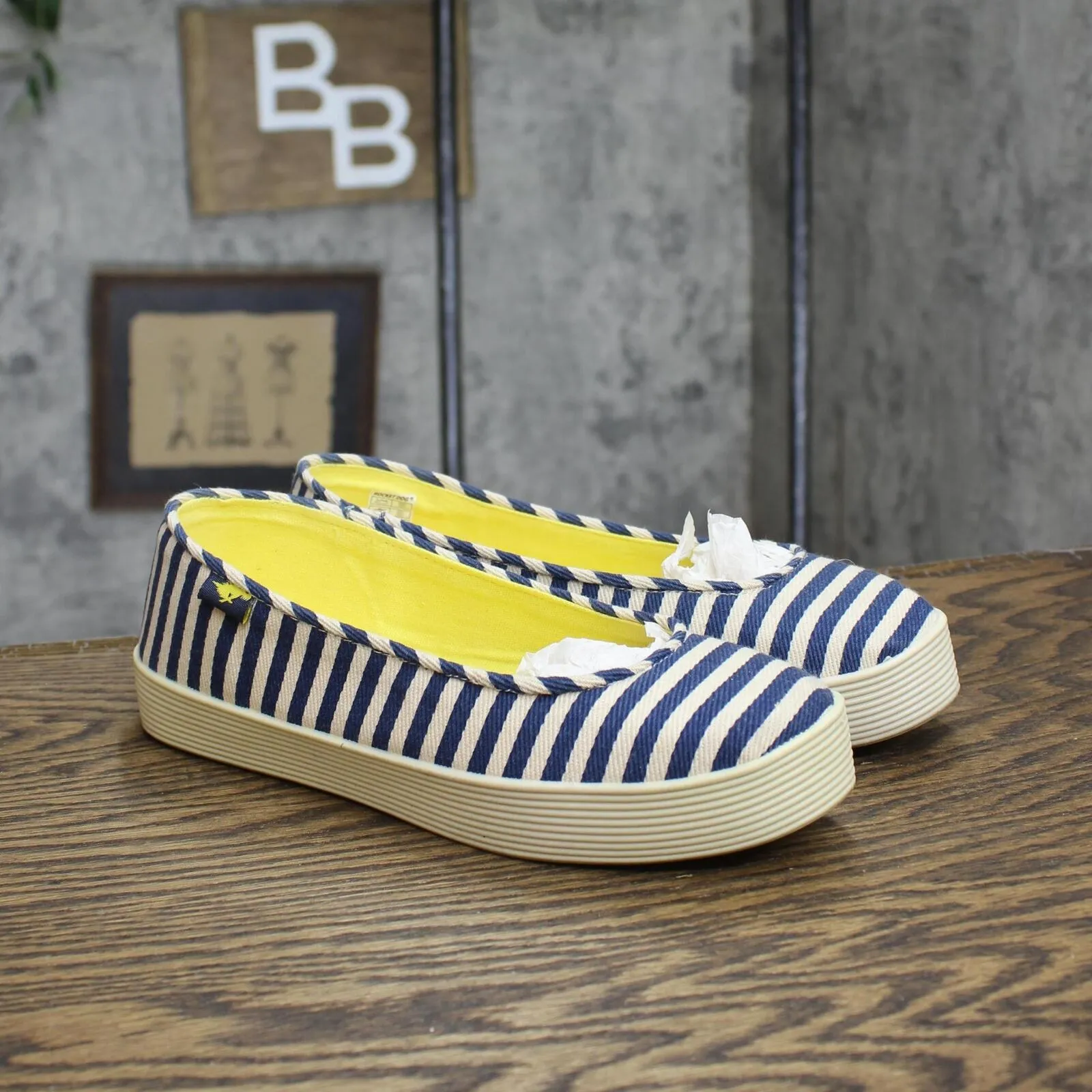 Rocket Dog Womens Vintage Pull On Striped Flats Navy Blue / White 6.5M