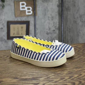 Rocket Dog Womens Vintage Pull On Striped Flats Navy Blue / White 6.5M