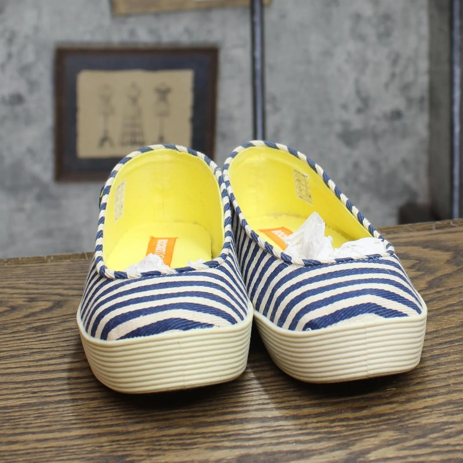 Rocket Dog Womens Vintage Pull On Striped Flats Navy Blue / White 6.5M