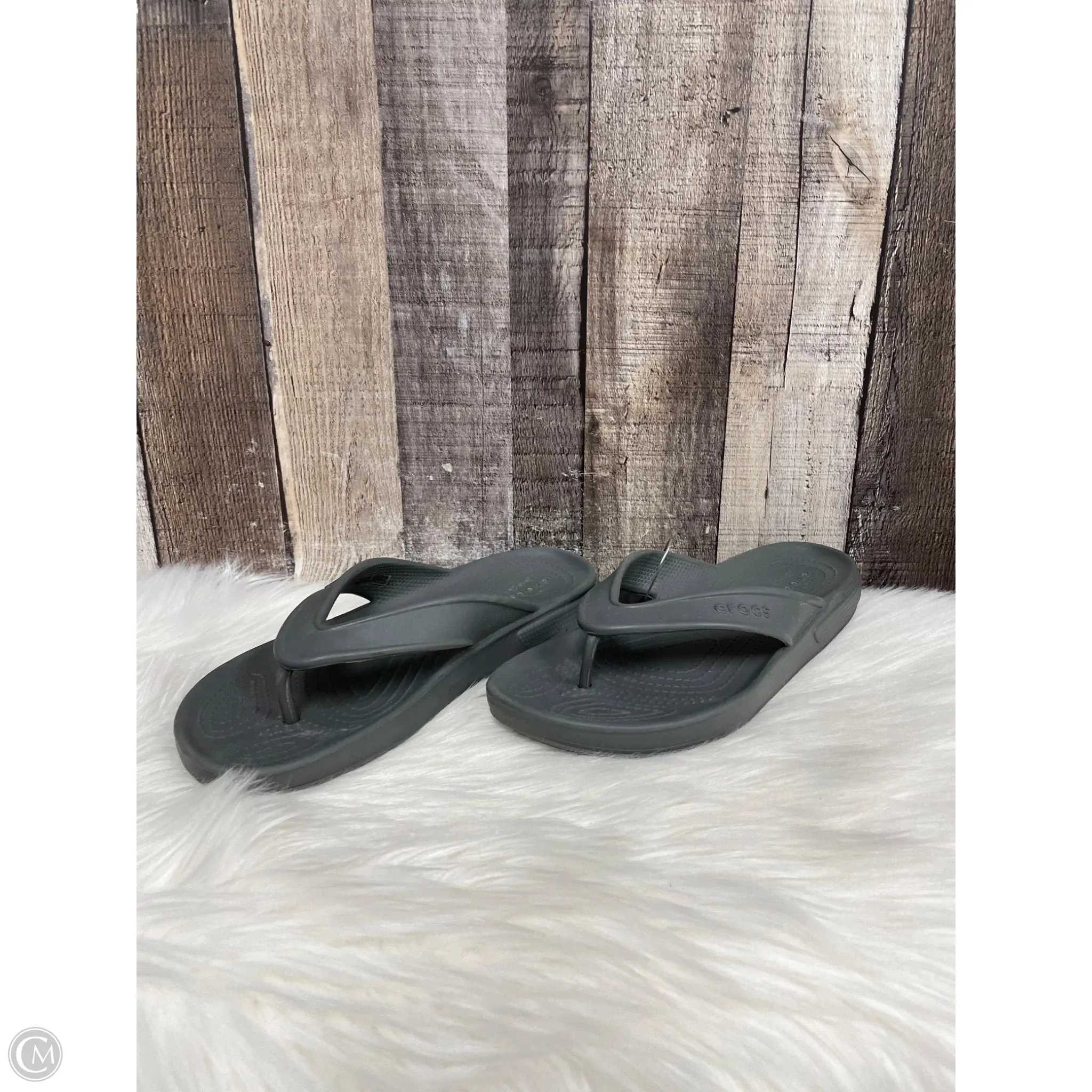 Sandals Flats By Crocs In Grey, Size: 8