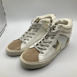Shoes Sneakers By Vintage Havana In White, Size: 7