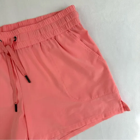 SOUTHERN TIDE Coastal Performance Athletic Shorts in Salmon Pink Size S (NWOT)