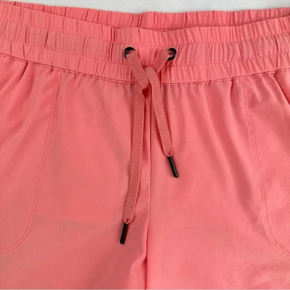 SOUTHERN TIDE Coastal Performance Athletic Shorts in Salmon Pink Size S (NWOT)