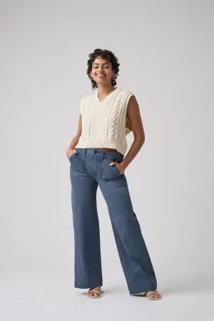 The Malibu Wide Baker  |  Dusty Blue