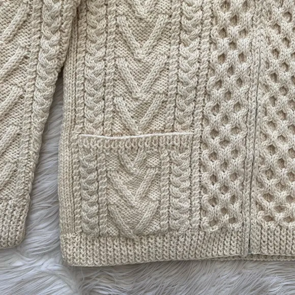 Vintage 60s Gaeltarra Handknit Wool Irish Fisherman Cable Knit Zipper Sweater