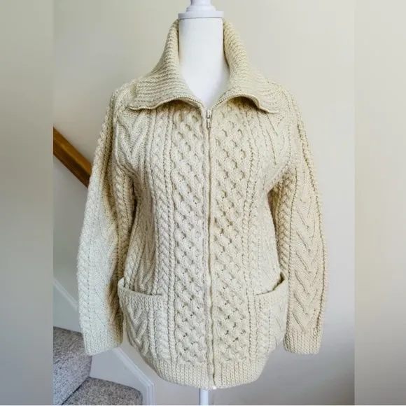 Vintage 60s Gaeltarra Handknit Wool Irish Fisherman Cable Knit Zipper Sweater