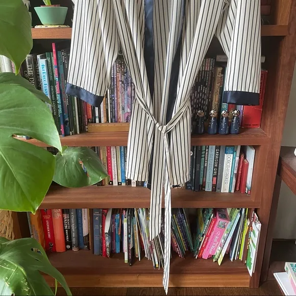 Vintage Calvin Klein navy blue and cream striped robe