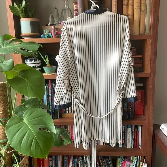 Vintage Calvin Klein navy blue and cream striped robe