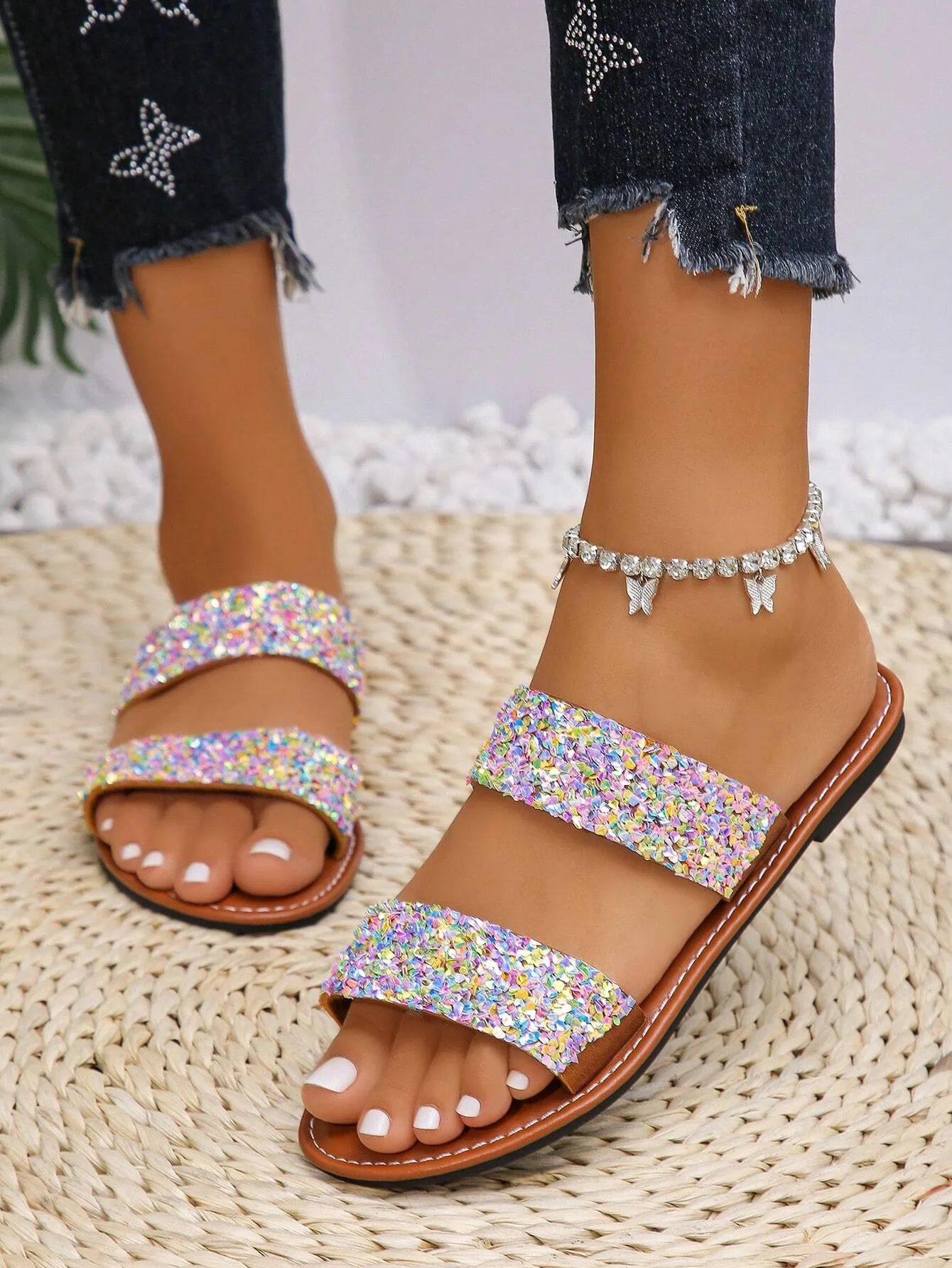 Women's Sparkling Sequin Decorative Slippers, Casual And Comfortable Flat Summer Shoes, Lightweight Beach Shoes, Women's Cool Slippers